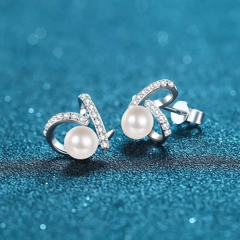 S925 Sterling Silver Heart-shaped Flawless Freshwater 7mm Pearl Moissanite Earrings for Women