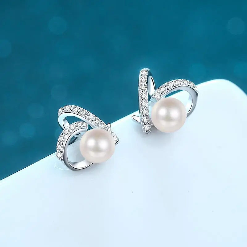 S925 Sterling Silver Heart-shaped Flawless Freshwater 7mm Pearl Moissanite Earrings for Women