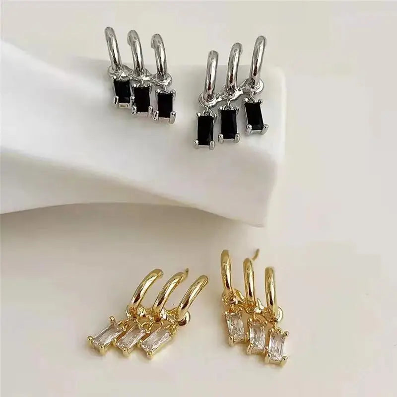 Fashion Gold Color Claws Stud Earrings with Crystal Rhinestone Design Unusual Earrings Versatile Accessories Women 2024 Jewelry