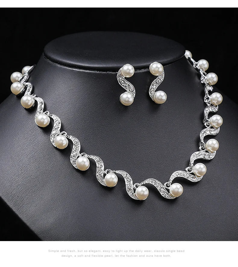 Pearl Necklace Earrings Two-piece Female Wedding Necklace Set Alloy