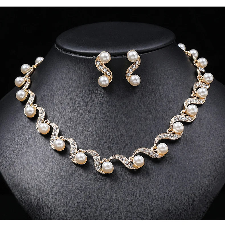 Pearl Necklace Earrings Two-piece Female Wedding Necklace Set Alloy