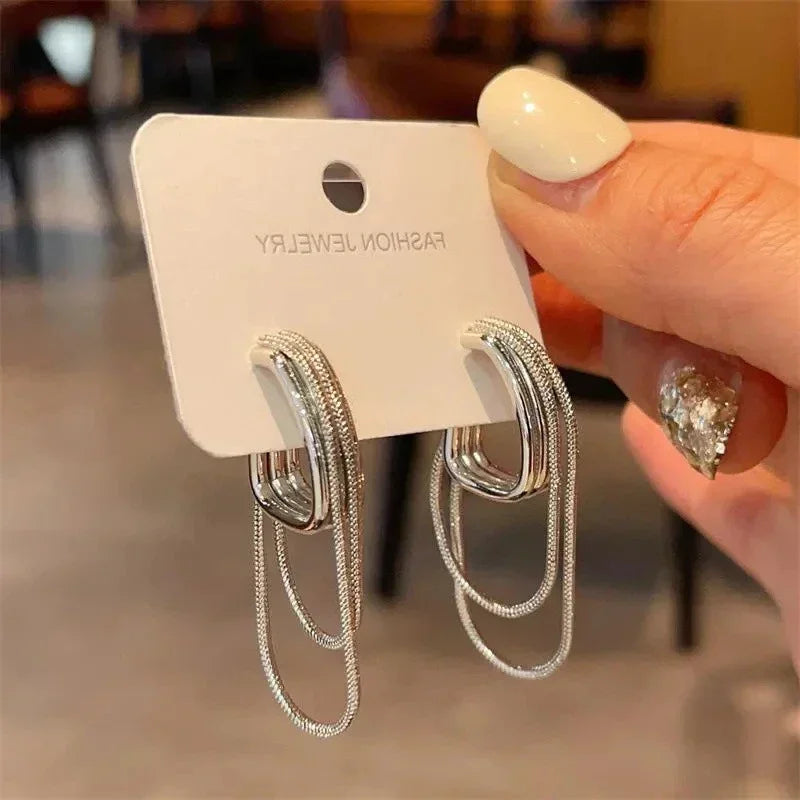 Feminine Temperament Metal Tassel Geometric Earrings 2024 New Design Jewelry Wedding Party Luxury Accessories for Women‘s Gift