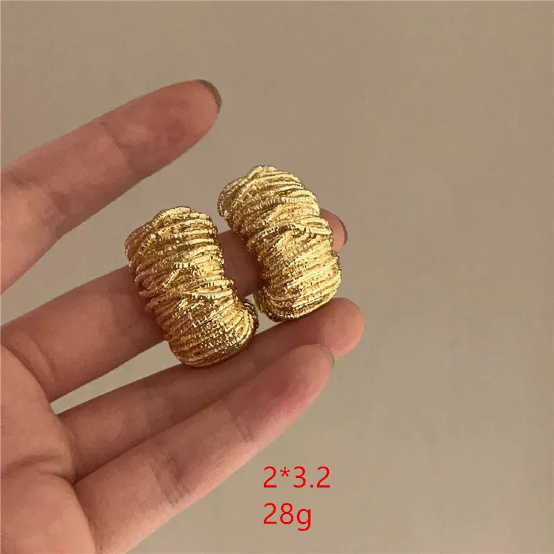 XIALUOKE Geometric Metal Irregular Grain Stud Earrings  For Women Punk Style Personality Earrings Travel Party Jewelry Gift