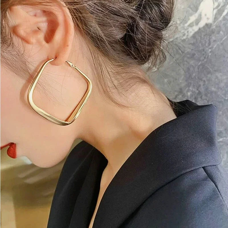 New Geometric Metal Earrings Women's Irregular Big Square Earrings Femme Hoop Earrings Fashion Jewelry Gift Pendientes 2024