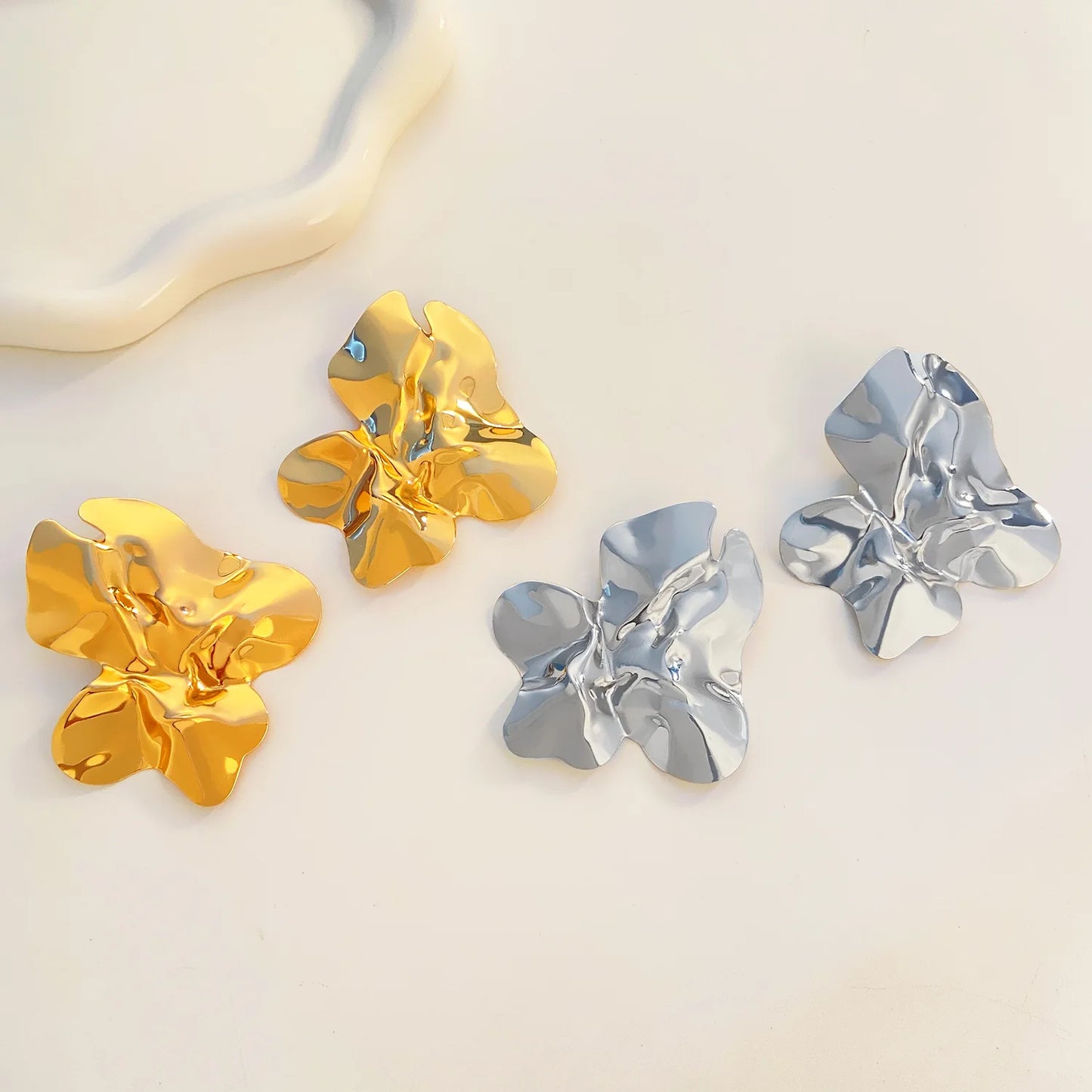 Stainless Steel Irregular Pleated Earrings For Women Metal Earing Jewelry 2024 Trending NEW Exaggerated Gold Color Earrings JN9