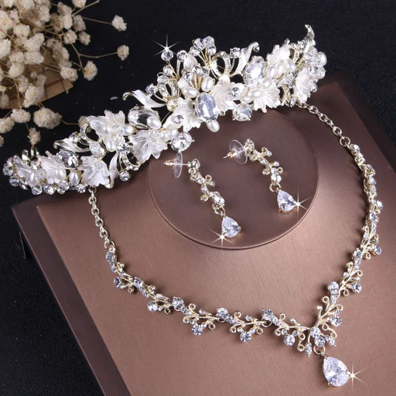 Itacazzo Bridal Headwear Set Crown Necklace Earrings Four Piece Classic Tiaras Suitable for Women's Wedding and Birthday Parties
