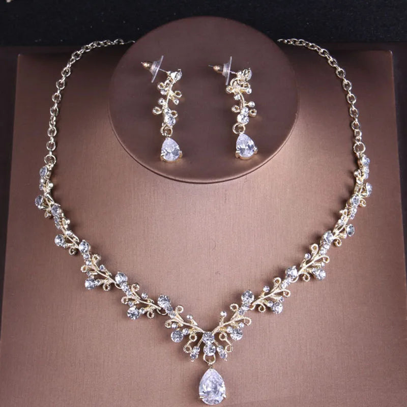 Itacazzo Bridal Headwear Set Crown Necklace Earrings Four Piece Classic Tiaras Suitable for Women's Wedding and Birthday Parties