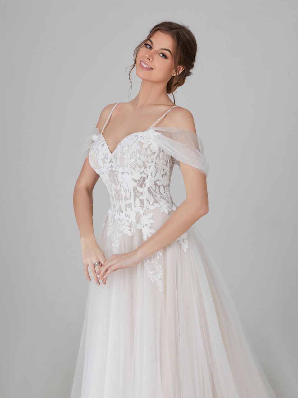 Elegant Spaghetti Straps V-Neck 3D Flowers Mermaid Wedding Dress with Long Train